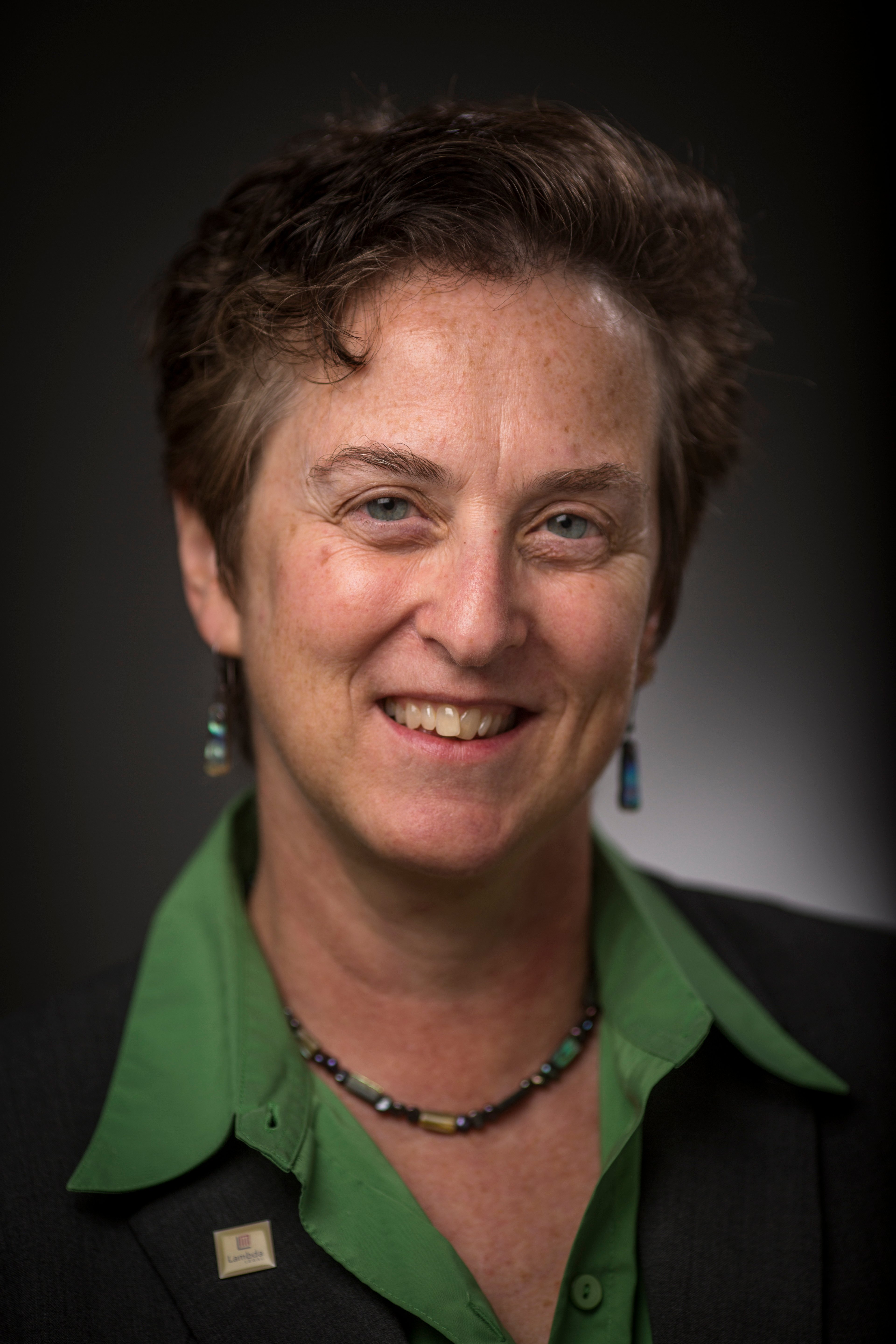 Jenny Pizer Headshot